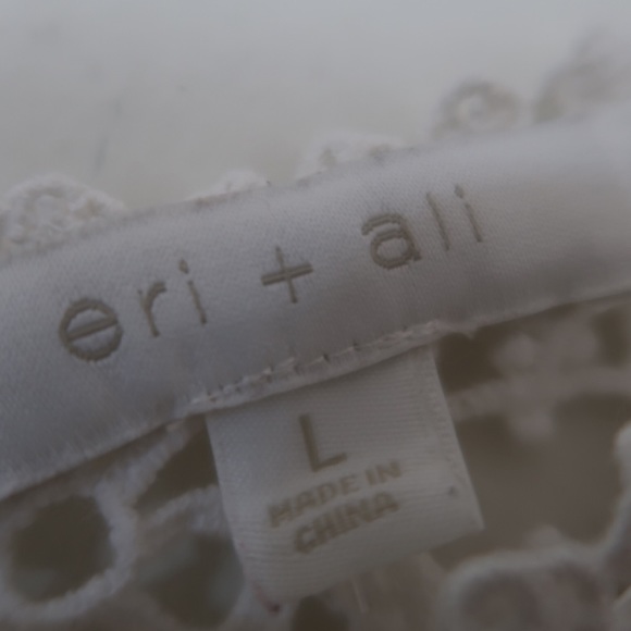 ANTHROPOLOGIE ERI + ALI Marigold Lace Crochet Top - Picture 7 of 8